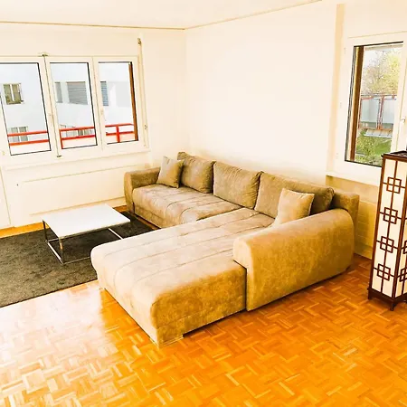 With Balcony In Zurich, Kars - Self Checkin Apartment *